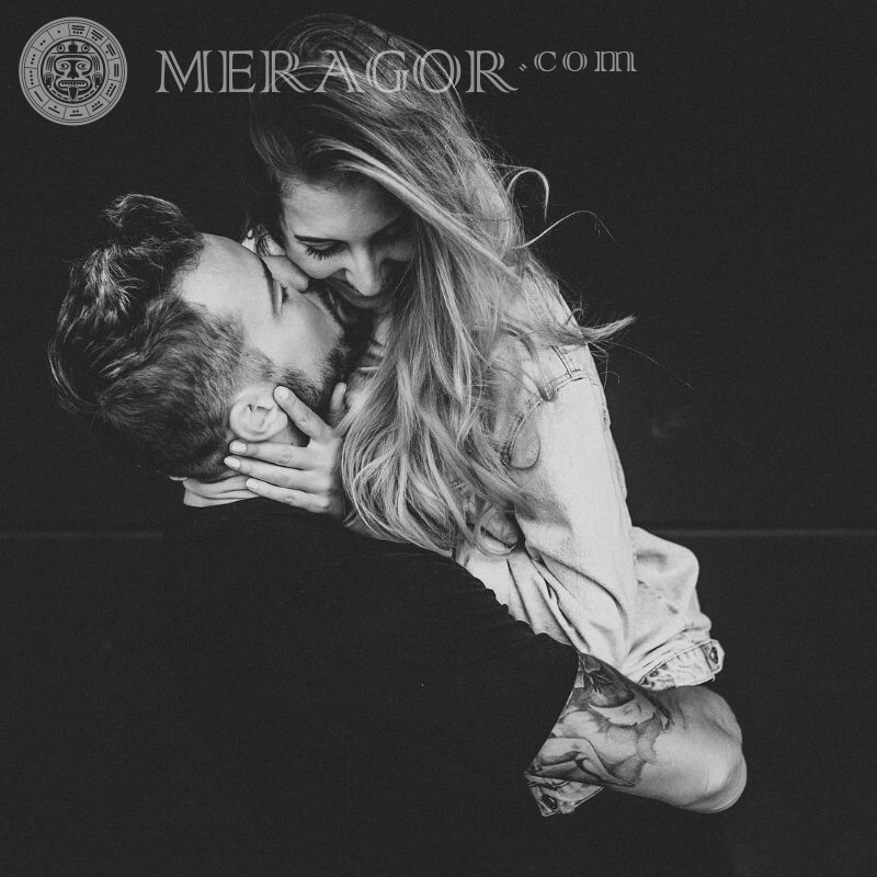 Fotos für das Cover des Instagram-Typen mit einem Mädchen Liebe Mann mit Freundin