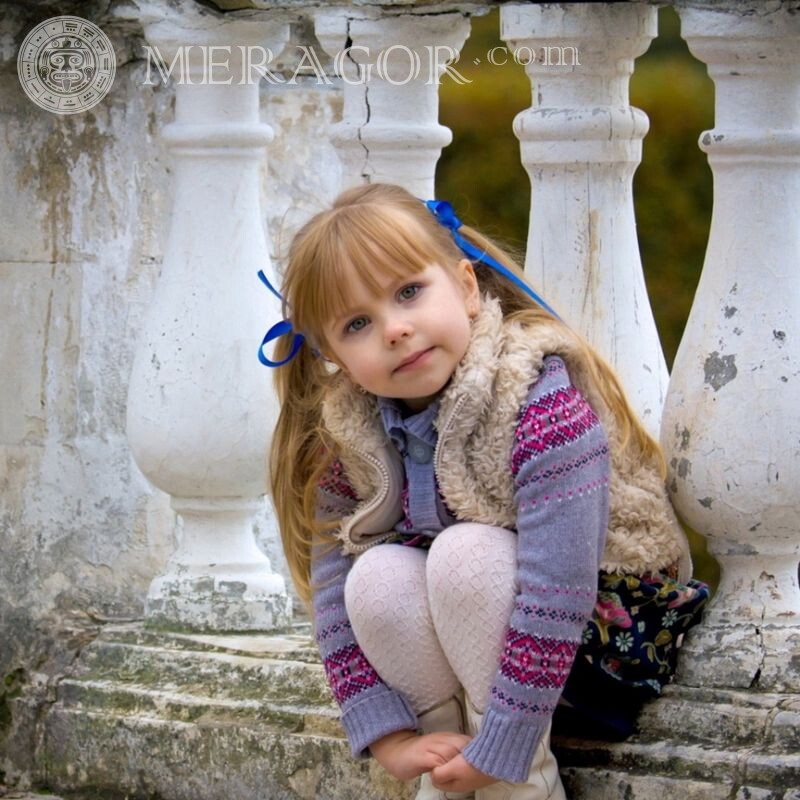 Foto de menina criança no avatar Infantis Meninas Castanho