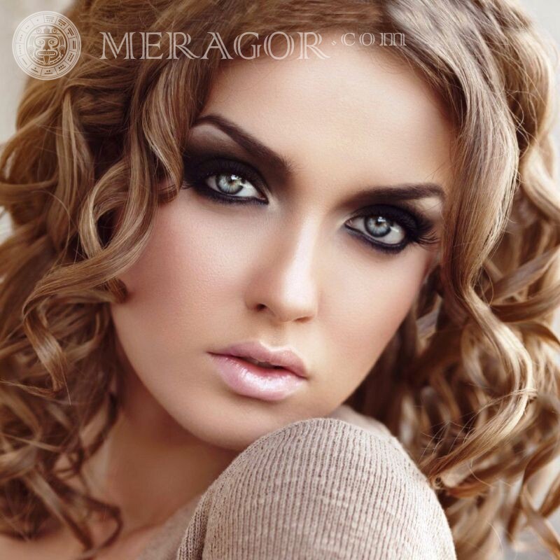 Brown hair beautiful photo for icon Faces, portraits Glamorous Beauties