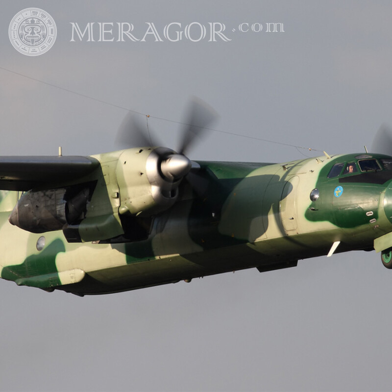 Kostenloser Download für Avatar Militärflugzeug Foto Militärische Ausrüstung Transport