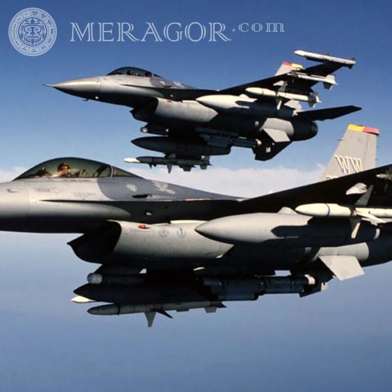 Foto Militärflugzeuge auf dem Avatar für einen Kerl kostenloser Download Militärische Ausrüstung Transport