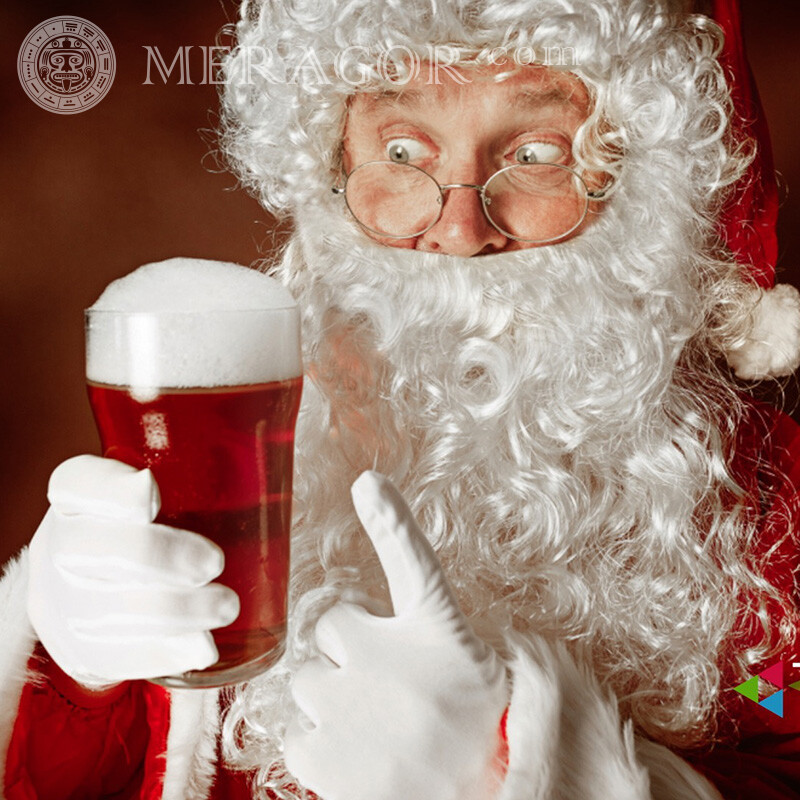Funny pictures of Santa Claus on your profile picture Santa Claus New Year Holidays