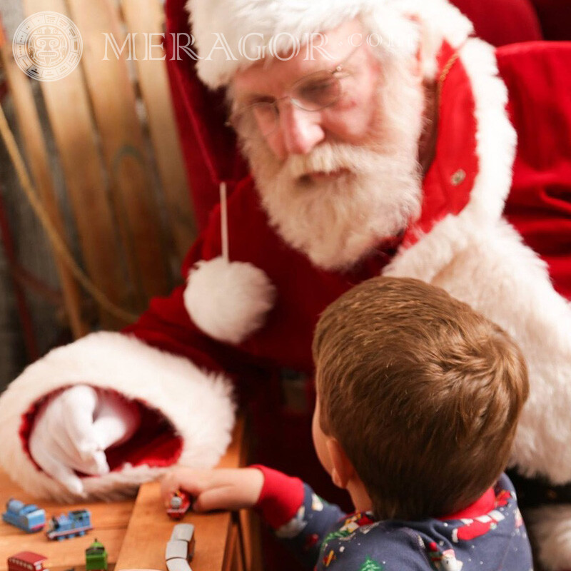 Papá Noel con un niño Papá Noel Para el año nuevo Fiesta