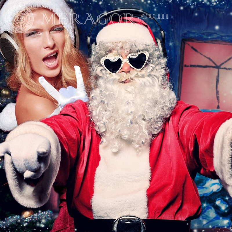 Papá Noel con la doncella de nieve photo Papá Noel Para el año nuevo Fiesta
