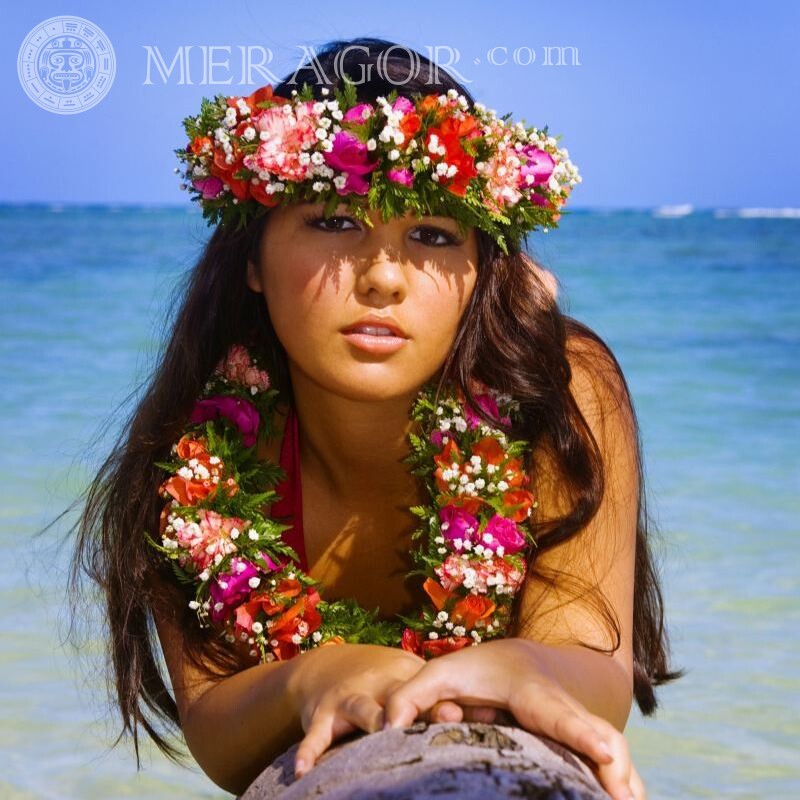 Hermosa chica en la costa del mar caribe foto para descargar avatar Hermosos Morenas Niñas adultas