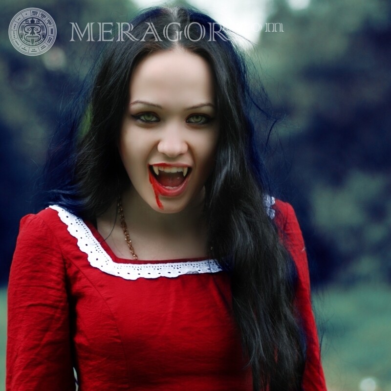 Vampir Mädchen Avatar herunterladen | 0 Bruenette Vampire Mädchen