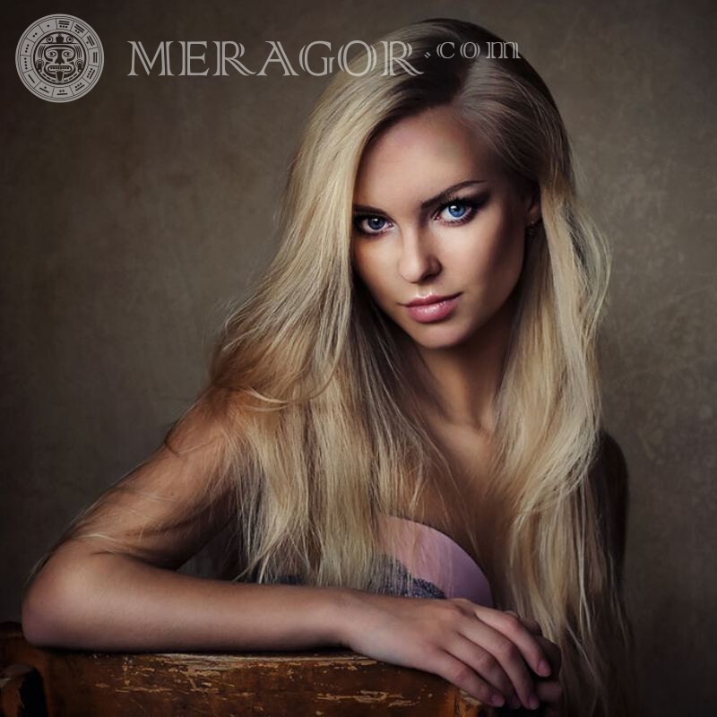 Красивое фото блондинки на аву скачать Лица, портреты Европейцы Украинцы Блондинки