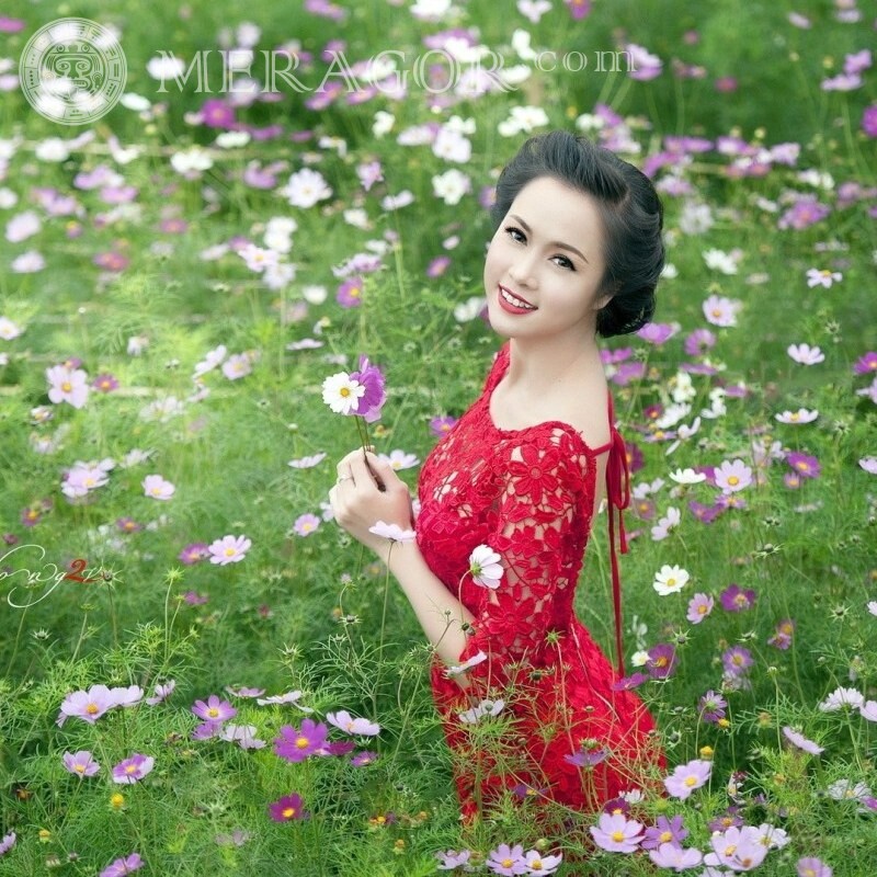 Очень красивая китайская девушка фото на аву скачать Девушки Азиаты Брюнетки