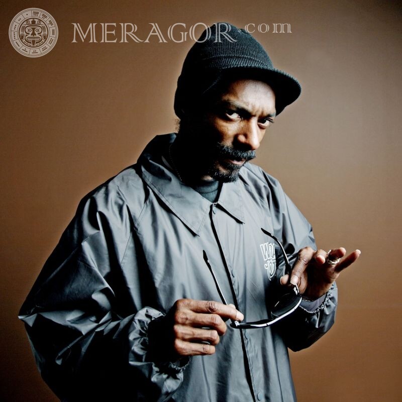 Avatars de Snoop Dogg avec des rappeurs Visages, portraits Noirs Au chapeau