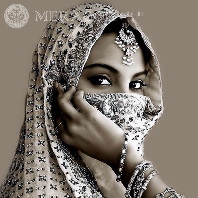 Красивая девушка в парандже фото на аватарку скачать Арабы, мусульмане Без лица Девушки