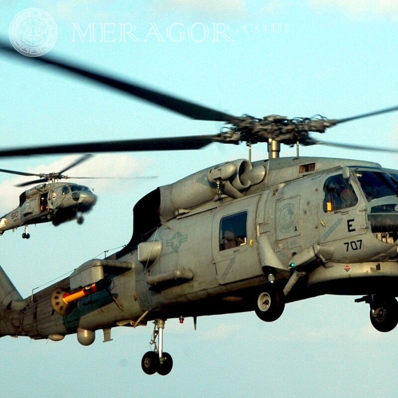Télécharger la photo sur l'avatar pour un hélicoptère de gars gratuitement Équipement militaire Transport