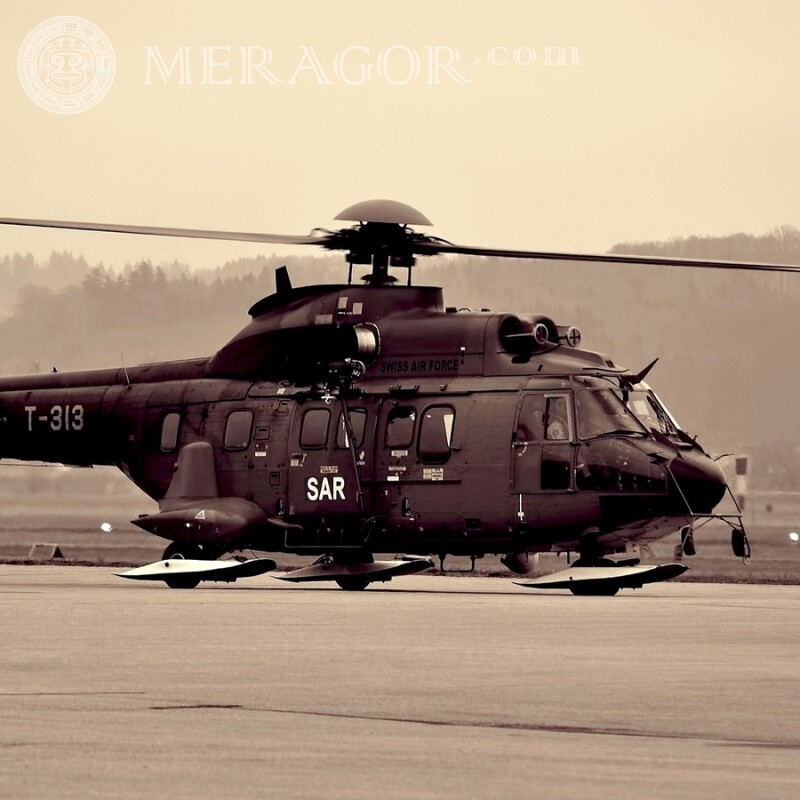 Laden Sie das Foto für einen Hubschrauber kostenlos auf einem Avatar herunter Militärische Ausrüstung Transport