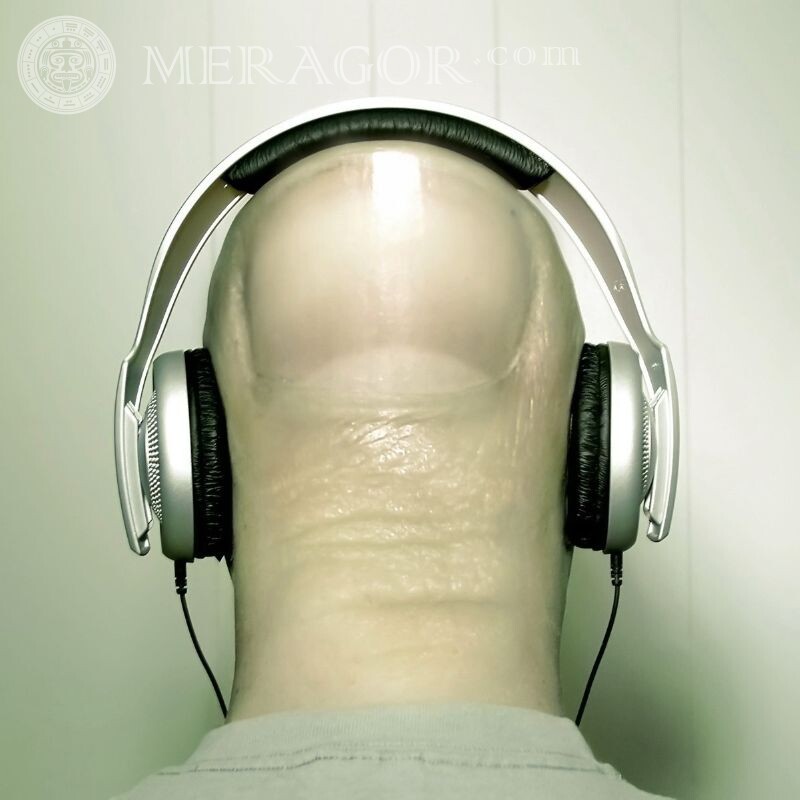 Funny pictures for icon with headphones In the headphones Mechanisms Humor