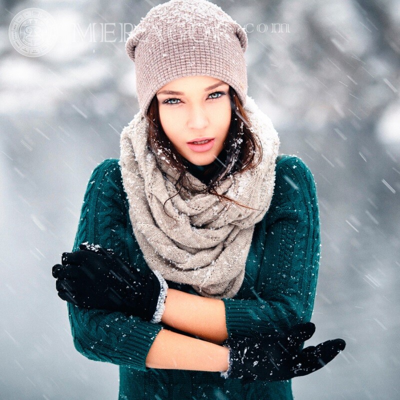 Girl in the winter for icon Winter In a cap Girls Beauties